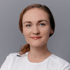 Пакова Евгения Викторовна, стоматолог-терапевт