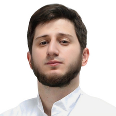 Алиев Амир Гамзатович, стоматолог-хирург