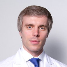 Атарщиков Дмитрий Сергеевич, офтальмолог