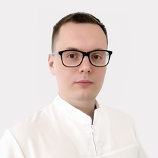 Комаров Андрей Николаевич, стоматолог-терапевт