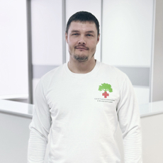 Елисеев Станислав Андреевич, массажист