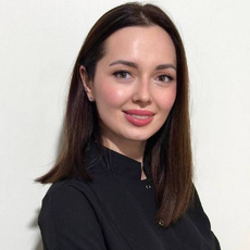 Козина Ангелина Евгеньевна, стоматолог-терапевт