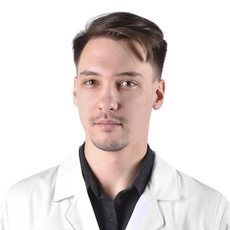 Затонский Максим Андреевич, стоматолог-терапевт