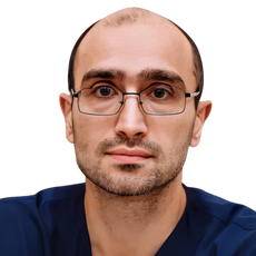 Агаджанов Роман Эдуардович, хирург