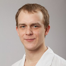 Грасмик Игорь Сергеевич, стоматолог-терапевт