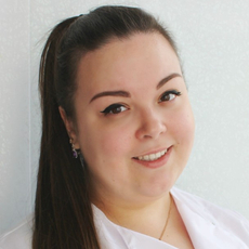 Смирнова (Березуева) Елена Станиславовна, стоматолог-терапевт