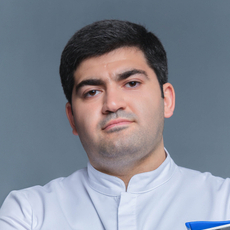 Гулян У. Г., стоматолог-хирург