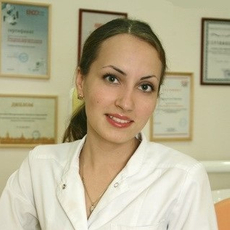 Лосякова Анна Александровна, стоматолог-терапевт
