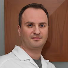 Яковлев Илья Олегович, маммолог-онколог