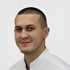 Гаттаров Руслан Тимурович, ортопед