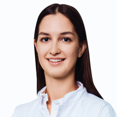 Скрыпникова Ирина Олеговна, стоматолог-терапевт