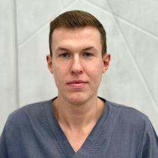 Ташкинов Александр Витальевич, стоматолог-терапевт