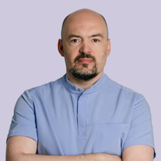 Черкашин Эдуард Андреевич, стоматолог-хирург
