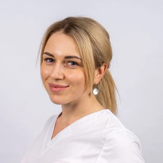 Богрянцева Карина Олеговна, стоматолог-ортопед