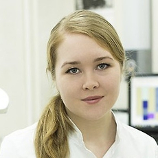 Сазонова Анна Алексеевна, стоматолог-терапевт