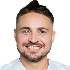 Лисунов Иван Сергеевич, стоматолог-ортопед