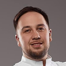 Шакеров Р. И., стоматолог-хирург