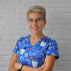 Лисовцова Юлия Андреевна, стоматолог-терапевт