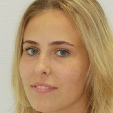 Синюкова Вероника Сергеевна, стоматолог-терапевт