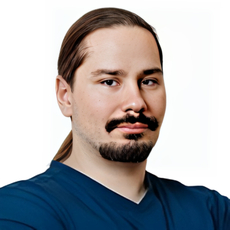 Голубничий Константин Романович, стоматолог-хирург