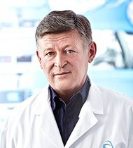 Симонович Александр Евгеньевич, нейрохирург