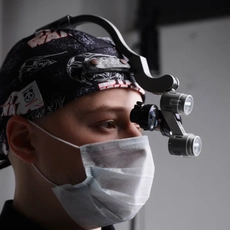 Урусов Алексей Евгеньевич, стоматолог-хирург