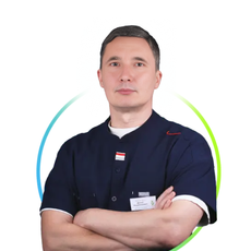Михалев Денис Владимирович, стоматолог-хирург