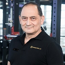 Кичиков Алишер Кадырович, мануальный терапевт