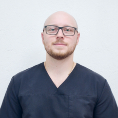 Леонов Олег Александрович, хирург