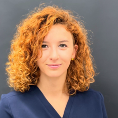 Капитанова Юлия Дмитриевна, пластический хирург