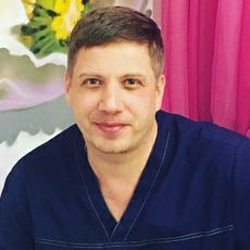 Крамаров Денис Александрович, массажист