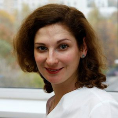 Макарова Елена Владимировна, стоматолог-терапевт