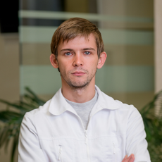 Зубарев Александр Андреевич, стоматолог-терапевт