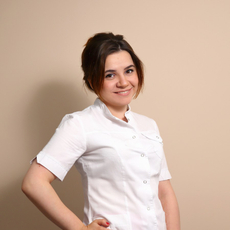 Абдуразакова Асия Абдуразаковна, стоматолог-терапевт