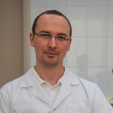 Коробейников Максим Валерьевич, стоматолог-терапевт