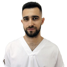 Фоменко Артем Олегович, стоматолог-хирург