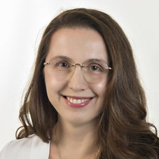 Липатова Елена Владимировна, стоматолог-терапевт