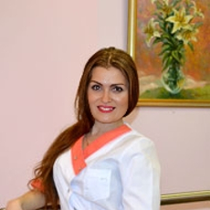 Трошкина Валерия Олеговна, стоматолог-терапевт