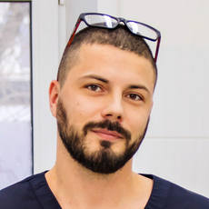 Осколков Егор Александрович, стоматолог-терапевт