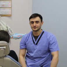 Магомедов Магомед Магомедалиевич, стоматолог-хирург