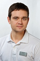 Тихон Юрий Викторович, стоматолог-терапевт