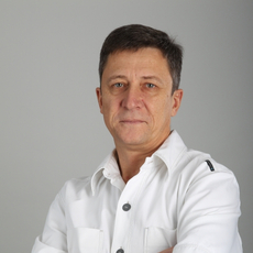 Шадский Владимир Александрович, стоматолог-терапевт