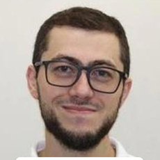 Сулейманов Рустам Видадьевич, стоматолог-ортопед