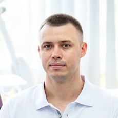 Набережнев Дмитрий Сергеевич, стоматолог-терапевт