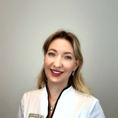 Светличная Алена Сергеевна, стоматолог-терапевт