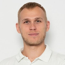 Аполлонов Артур Александрович, стоматолог-терапевт