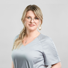 Бабак Алина Валерьевна, стоматолог-терапевт