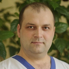 Наам Константин Владимирович, стоматолог-терапевт