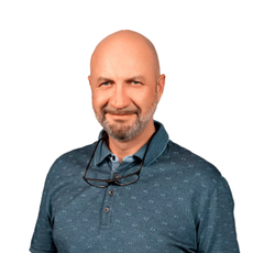 Олихейко Александр Алексеевич, стоматолог-терапевт