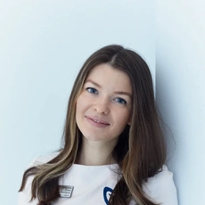 Кундулова Сияна Камиловна, стоматолог-терапевт